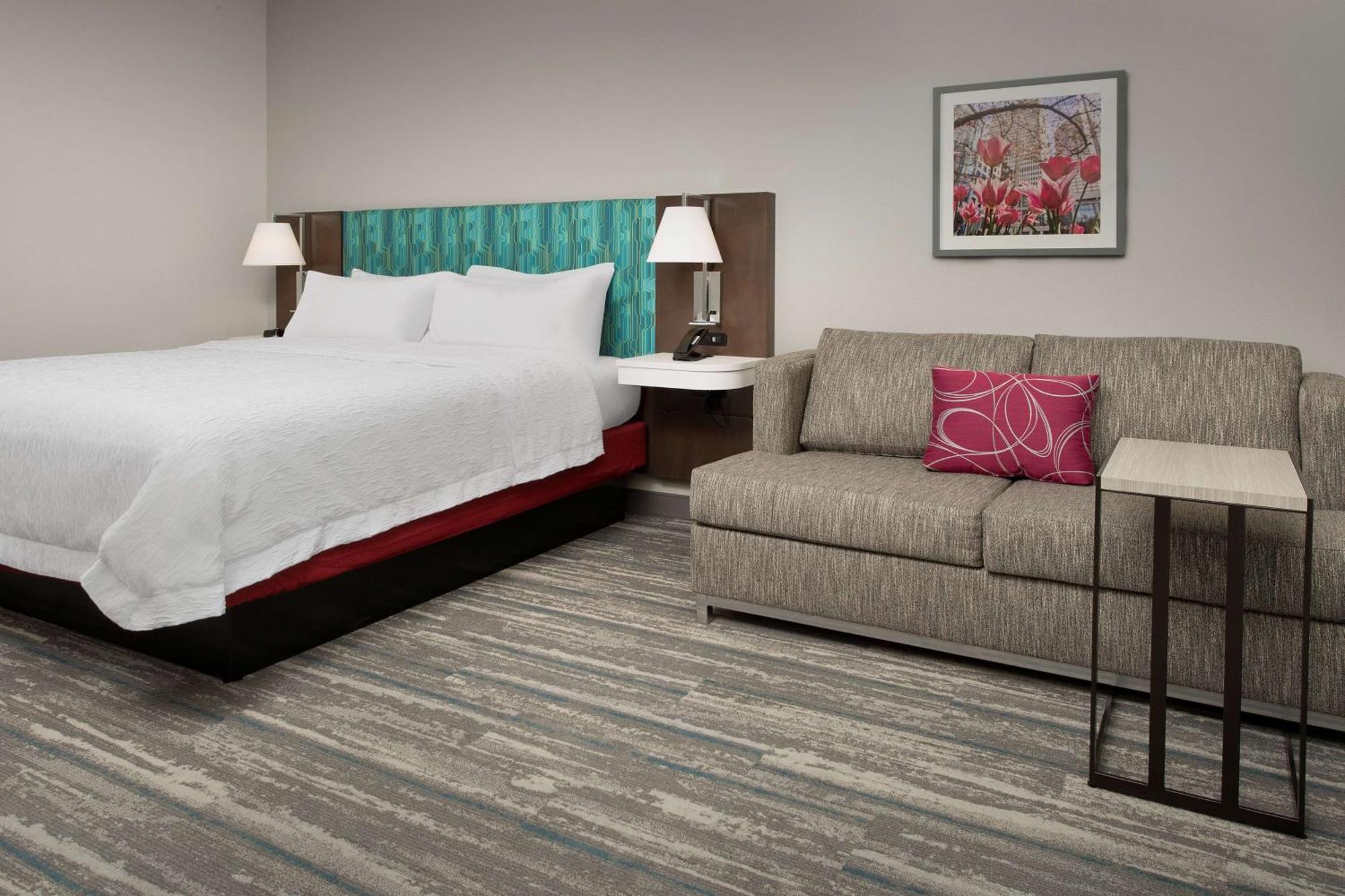 Hampton Inn & Suites Charlotte Airport Lake Pointe Екстер'єр фото